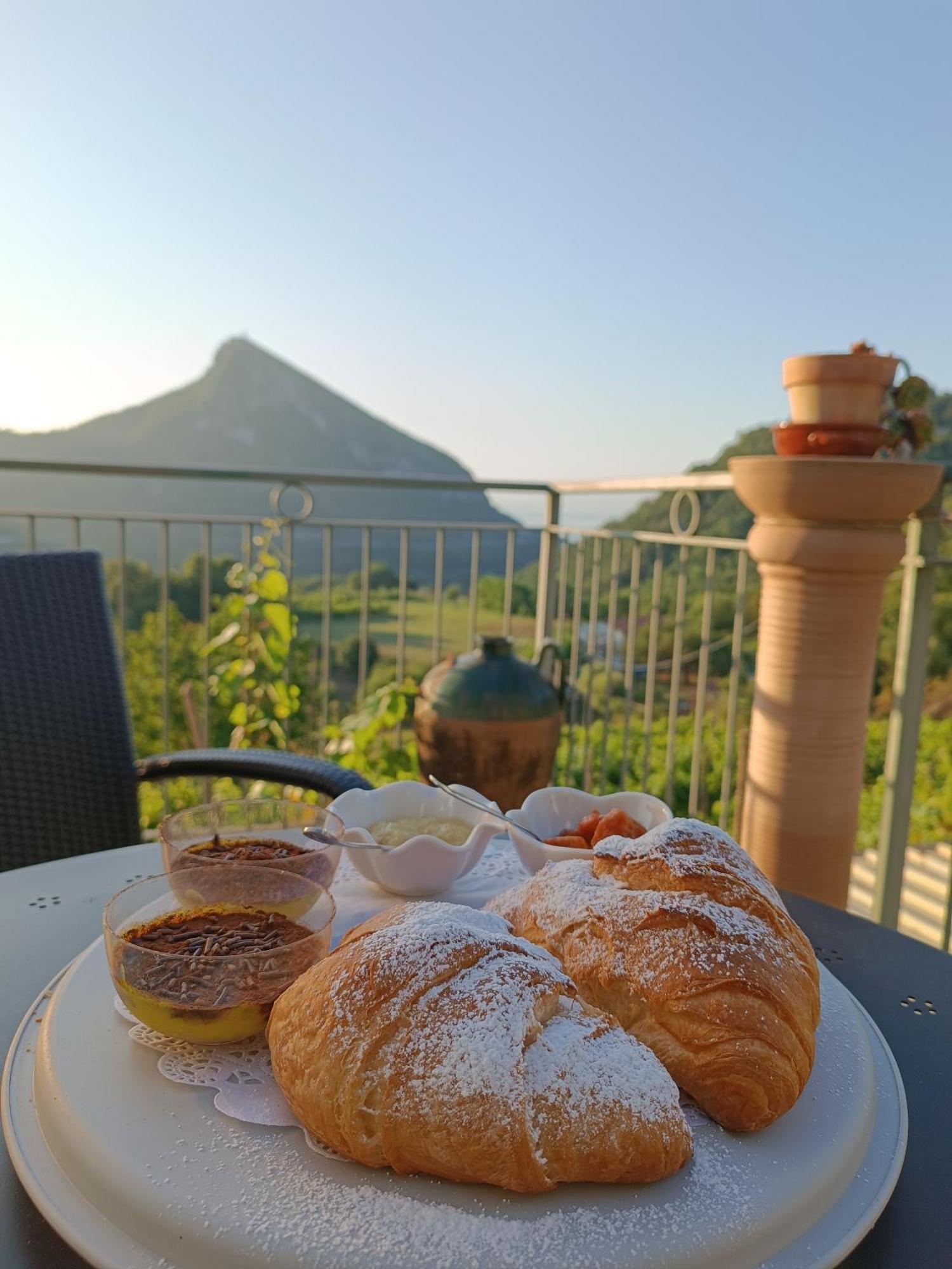 La Roccia Incantata Amalfi Coast Vietri Bagian luar foto